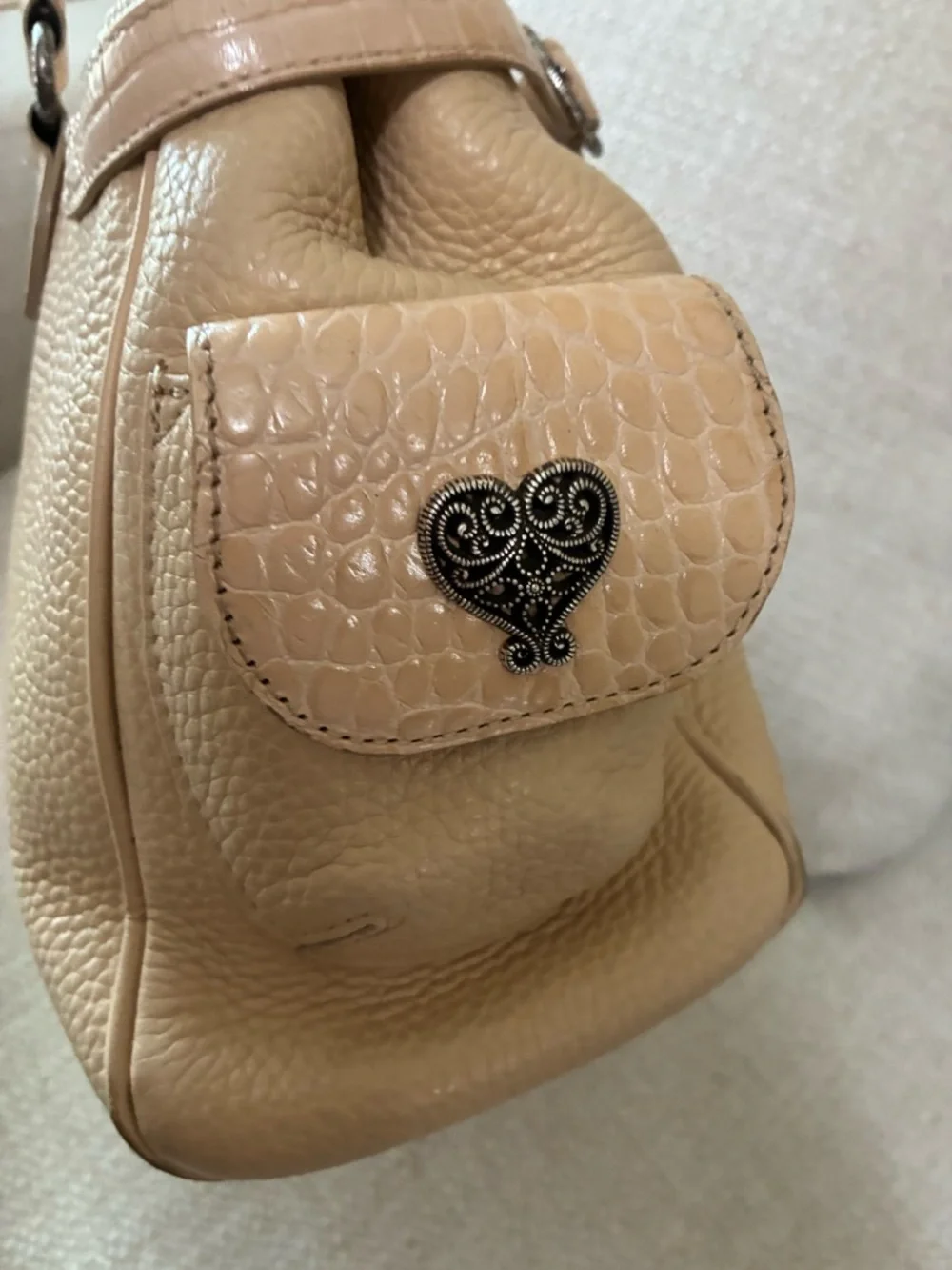 VINTAGE BRIGHTON
BEIGE PEBBLED LEATHER HANDBAG - Picture 6 of 14